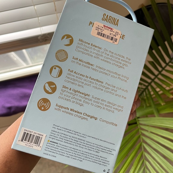 I phone 11 case - Picture 2 of 2